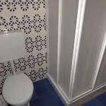 아파트 Flat In A With Private Garden 비비오네
